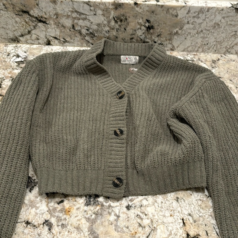 Green knitted sweater size medium